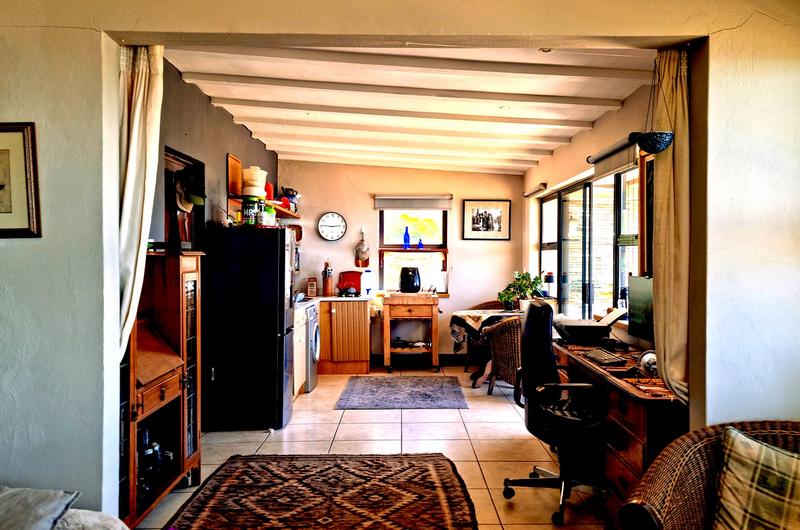 To Let 2 Bedroom Property for Rent in Admirals Kloof Western Cape